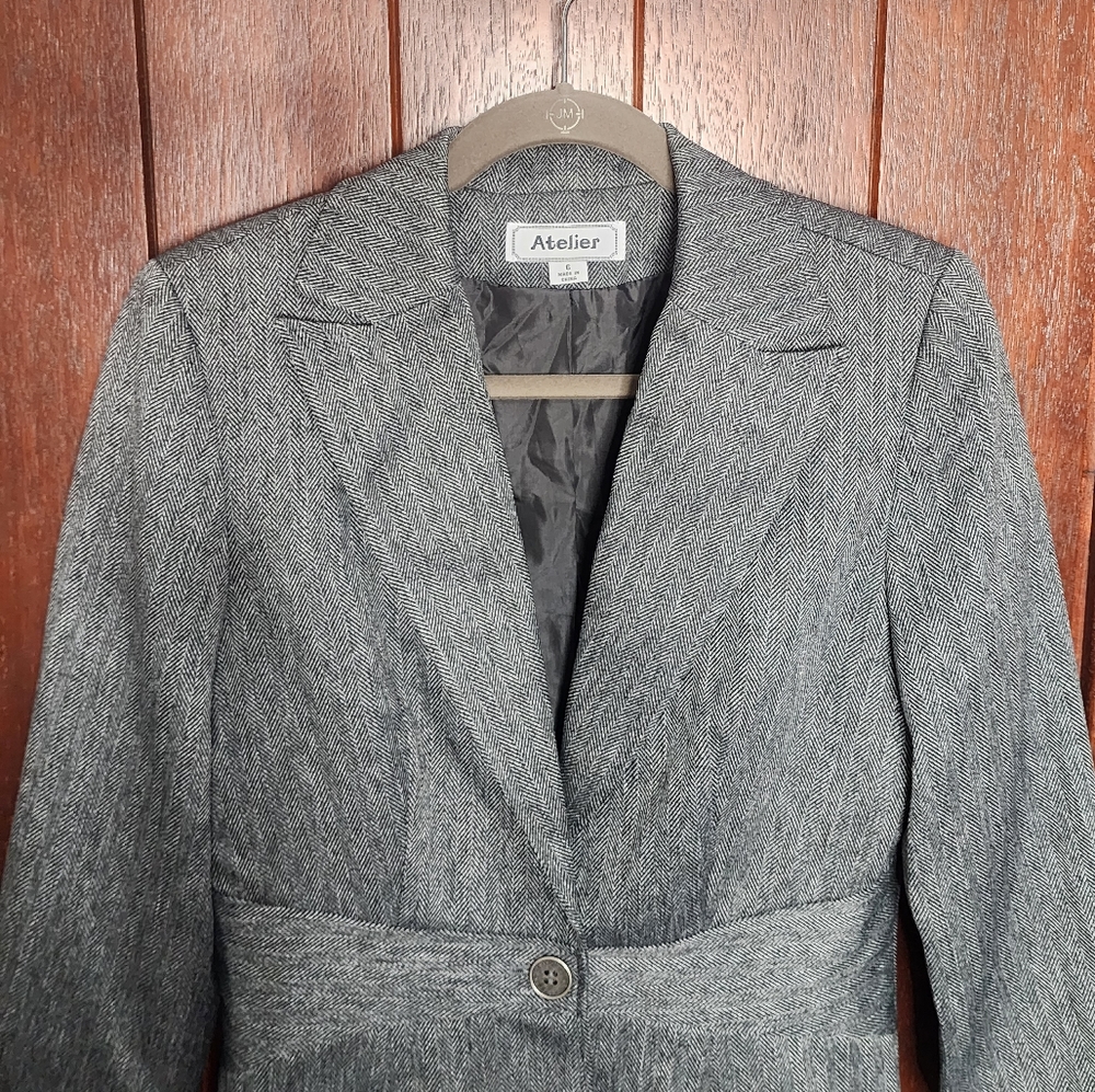 Atelier One Button Blazer - Picture 3 of 8
